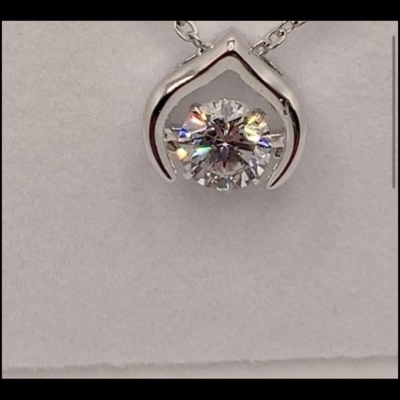 Beautiful Floating Stone Pendant - Picture 4 of 8